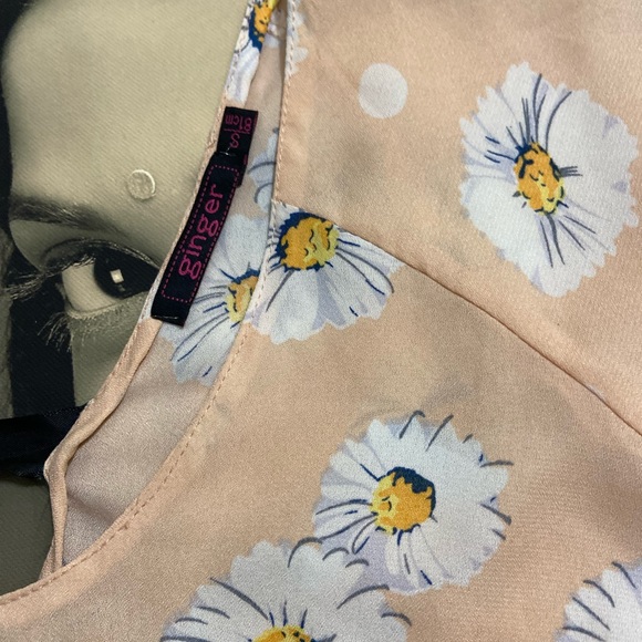 🎁Crop Top.Size - S - Picture 3 of 7